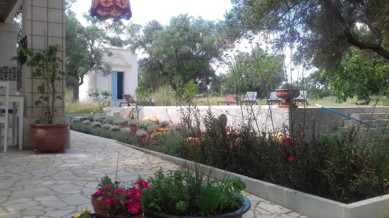 Bed and Breakfast The Proud Garden Каровиньо Экстерьер фото